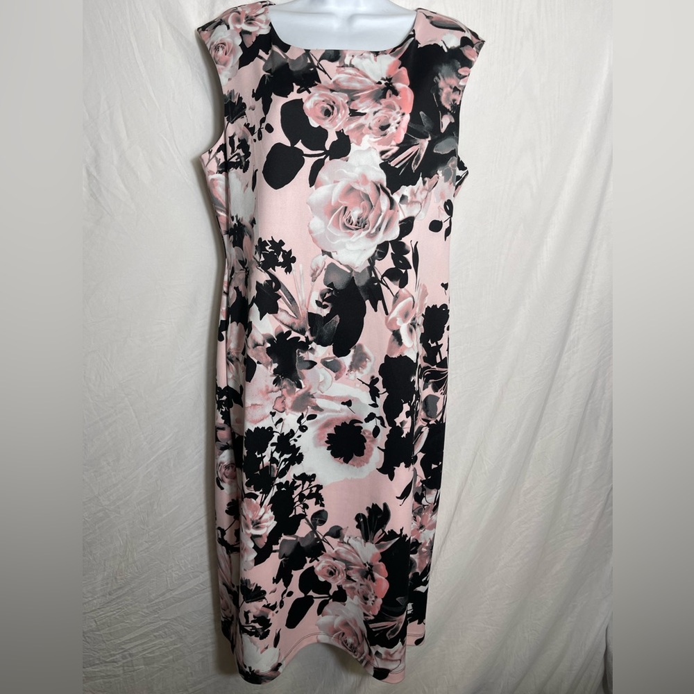 connected apparel Pink and Black Floral Sleeveless Shift Dress